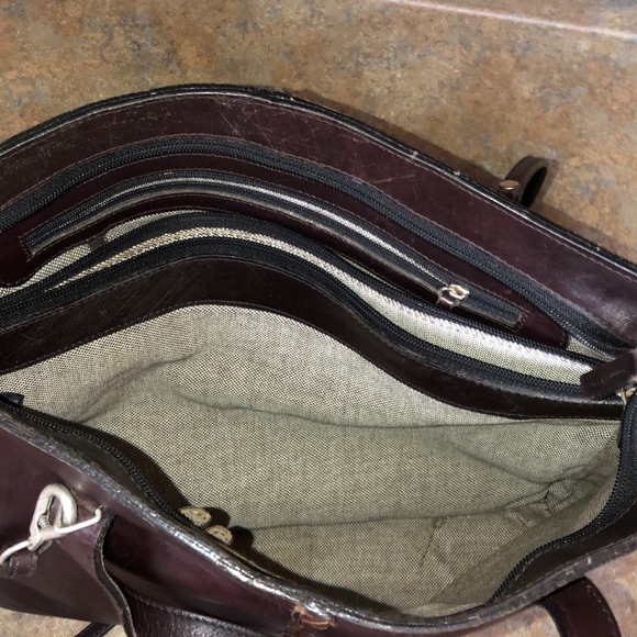 Hidesign Handbag - Picture 4 of 5